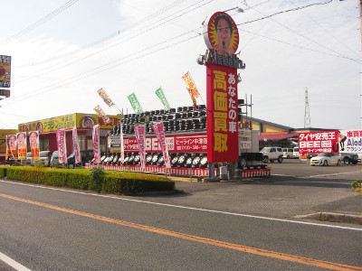 中津市で最高の近くのタイヤショップ
